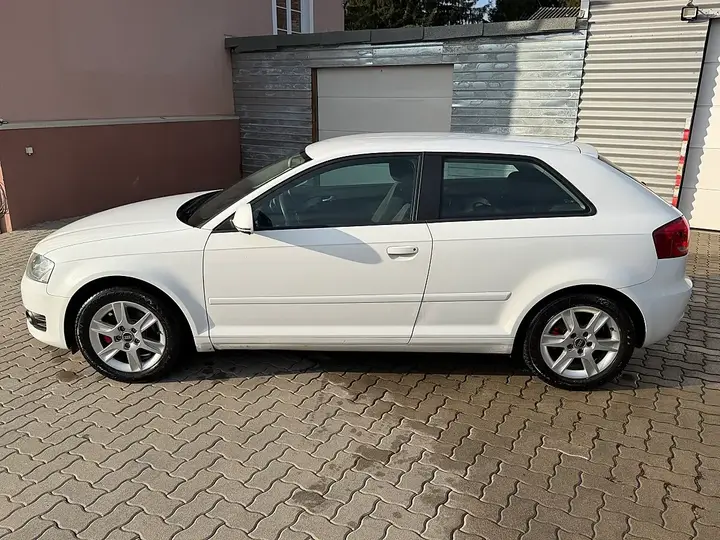 Audi A3 2009 photo 3