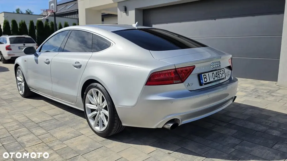 Audi A7 2012 photo 4