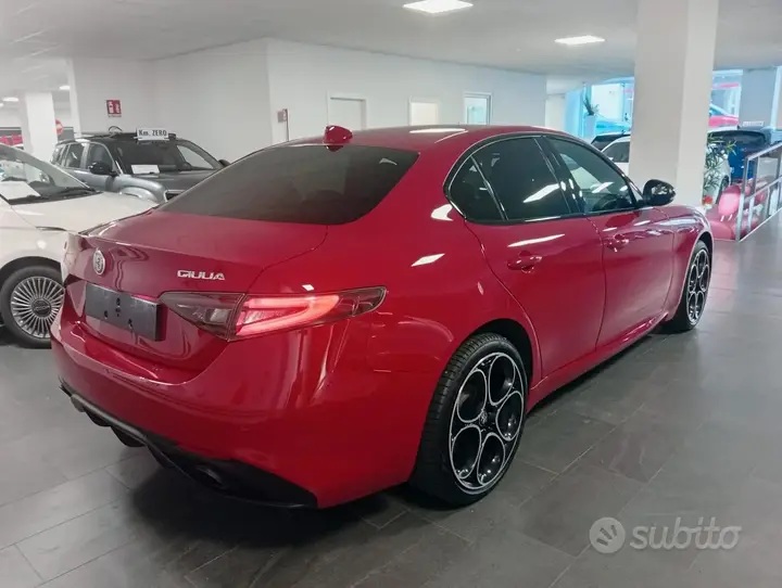 Alfa Romeo Giulia 2024 photo 4