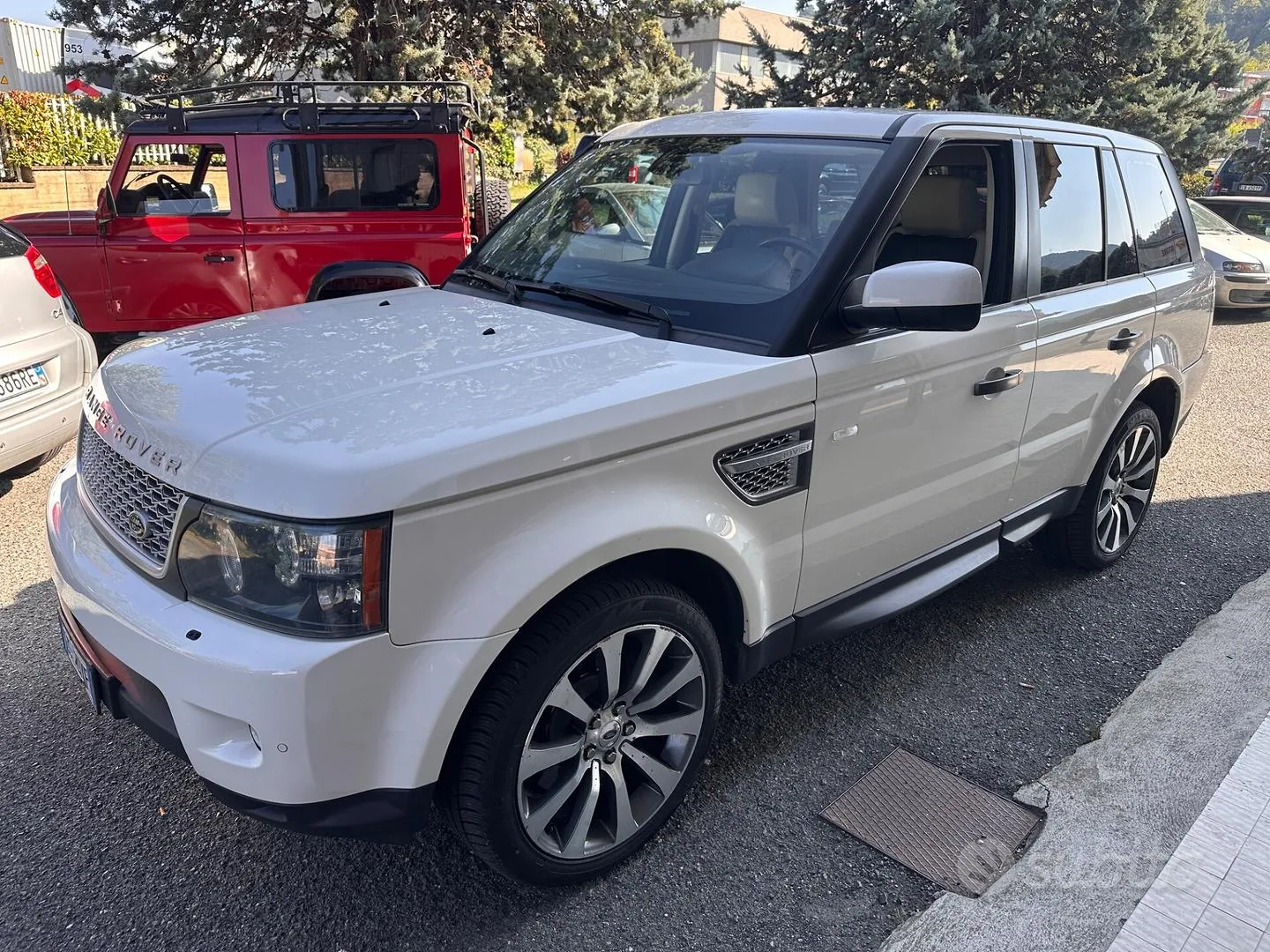 Land Rover Range Rover Sport 2013 photo 2