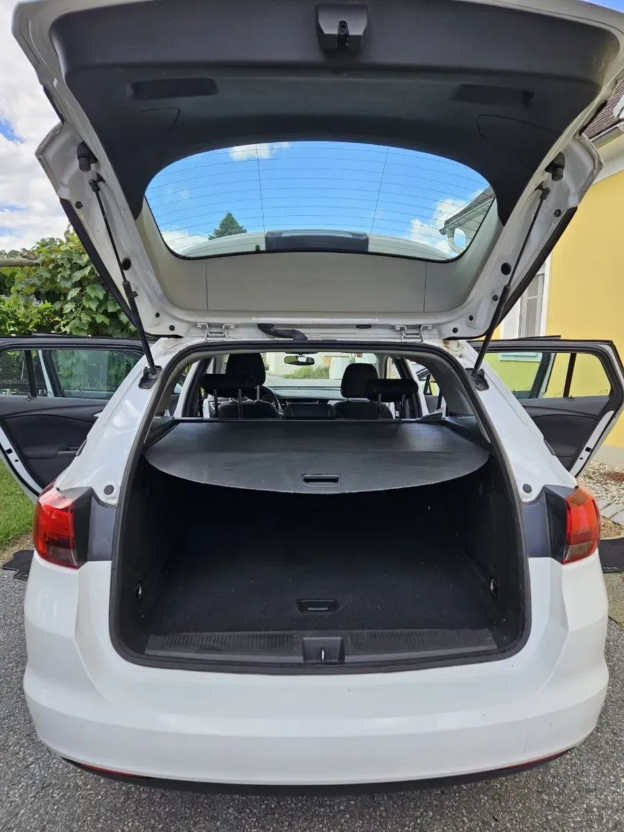 Opel Astra 2016 photo 3