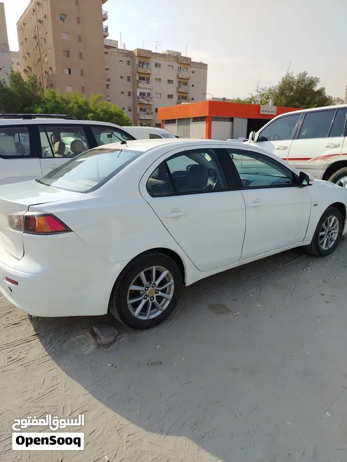 Mitsubishi Lancer 2017 photo 2