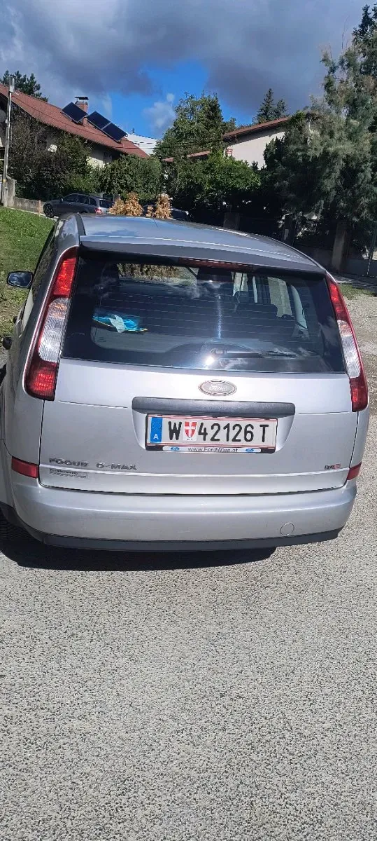 Ford C-Max 2004 photo 3