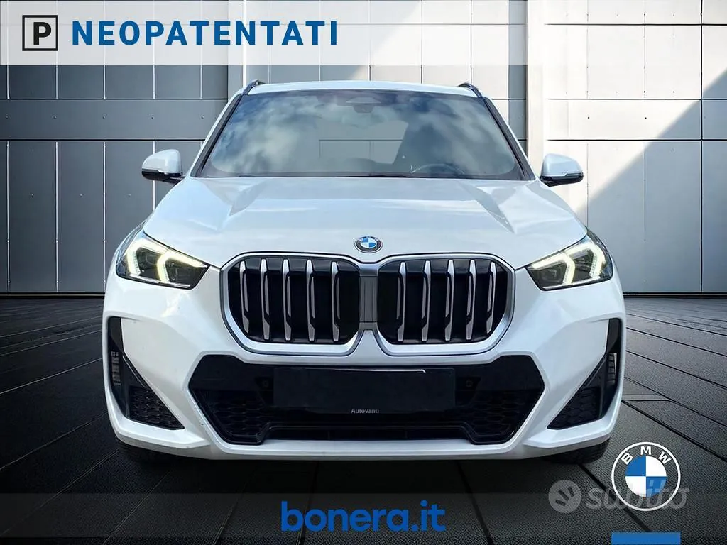 BMW X1 2023 photo 3