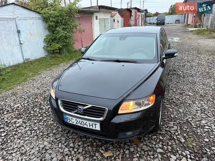 Volvo V50 2008 photo 2