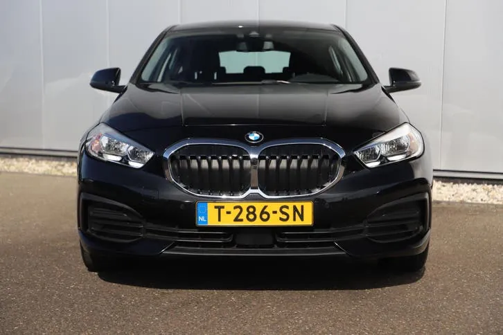 BMW 1Serie 2023 photo 2