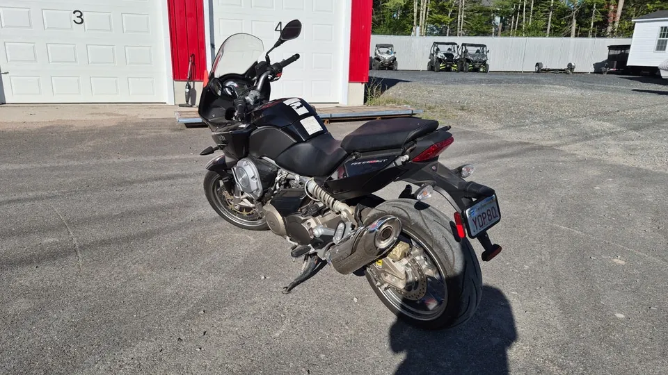 Aprilia Mana 2010 photo 2