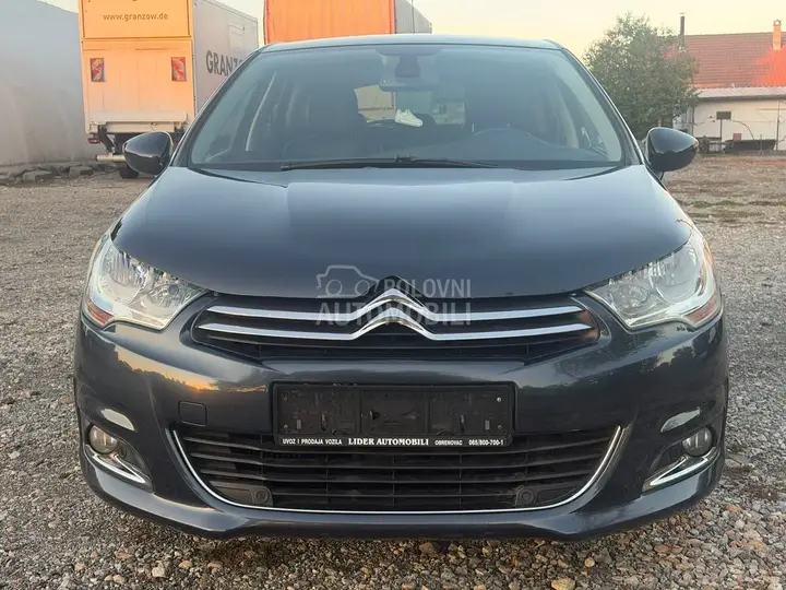 Citroen C4 2012 photo 5