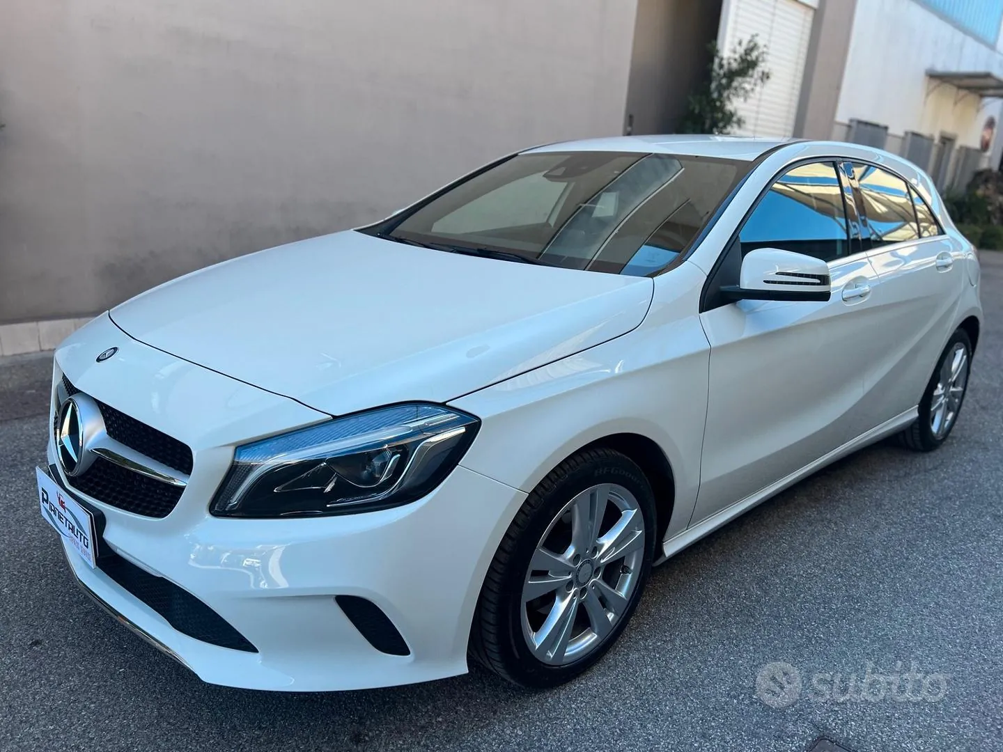 Mercedes-Benz A 180D 2017 photo 3