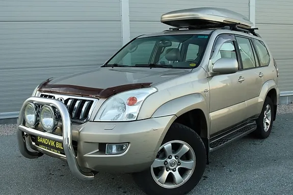 Toyota Land Cruiser 2005 photo 2