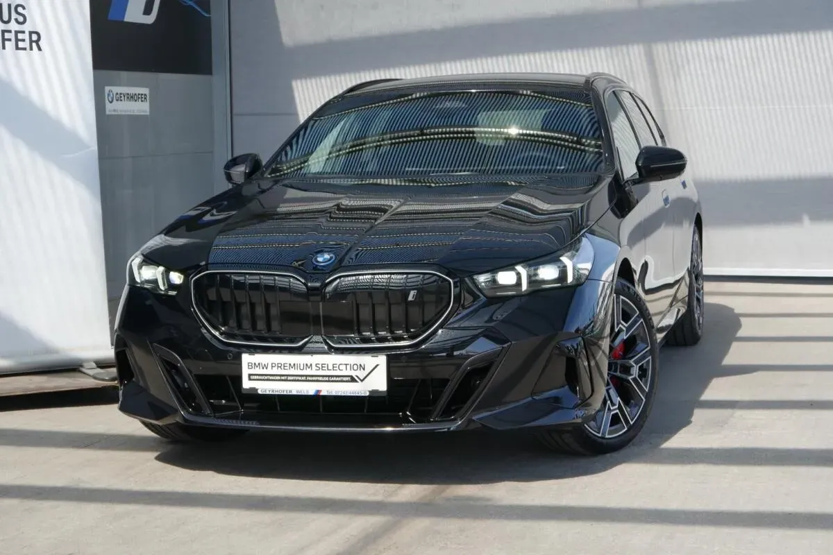 BMW I5 2025 photo 2