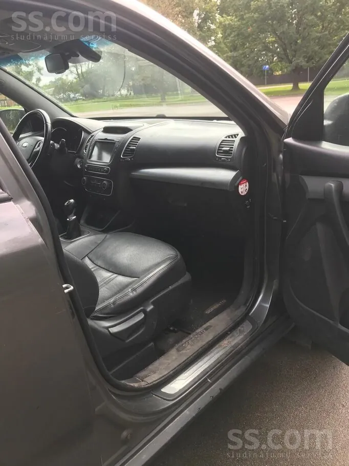 Kia Sorento 2013 photo 4