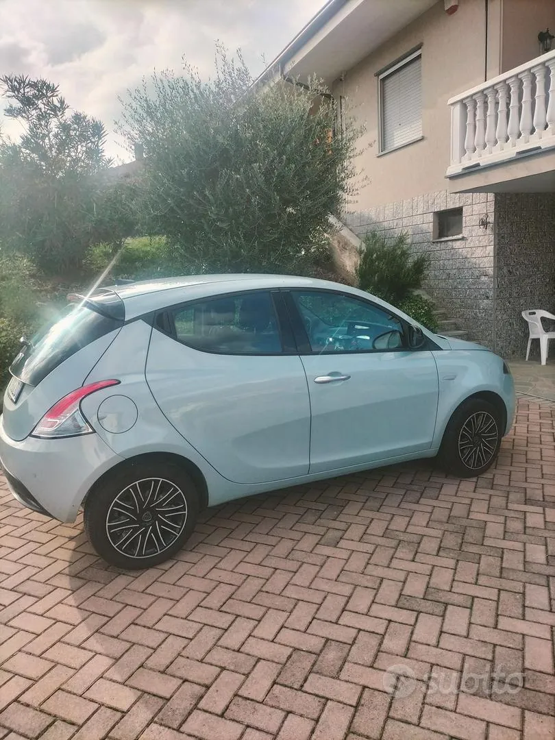 Lancia Ypsilon 2024 photo 4