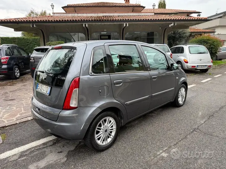 Lancia Musa 2011 photo 3