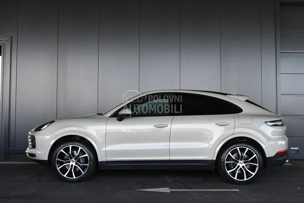 Porsche Cayenne 2023 photo 3