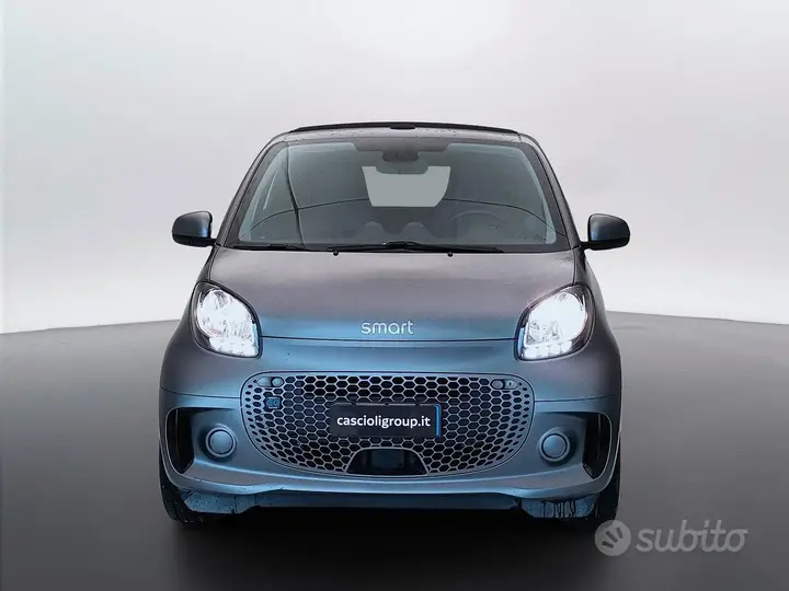 Smart Fortwo 2023 photo 2