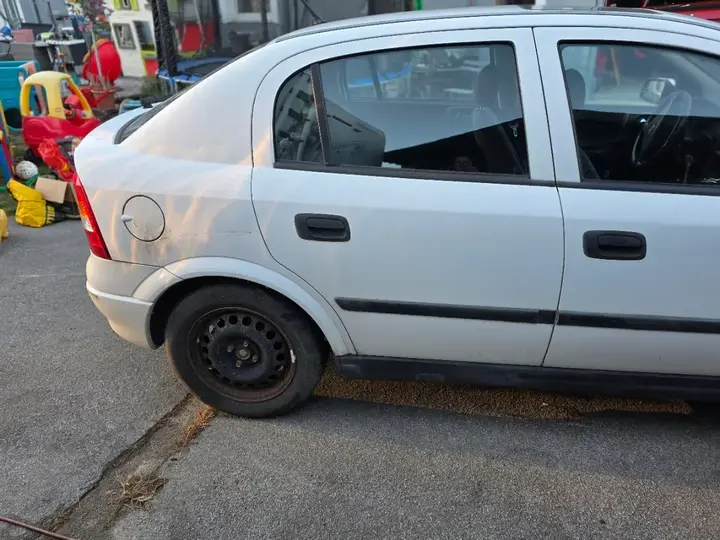 Opel Astra G 2002 photo 3