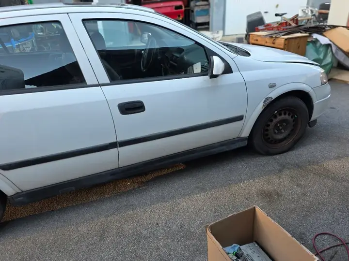 Opel Astra G 2002 photo 2