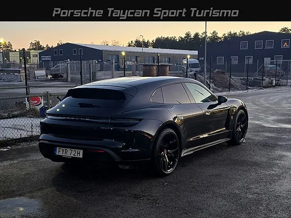 Porsche Taycan 2023 photo 3