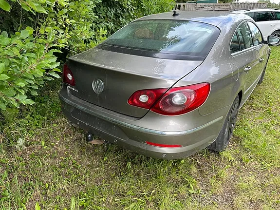 Volkswagen Passat Cc 2011 photo 4