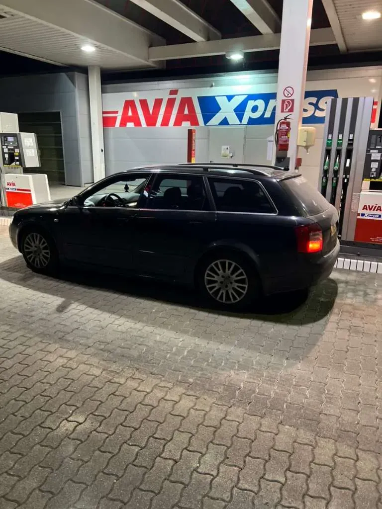 Audi A4 2001 photo 3