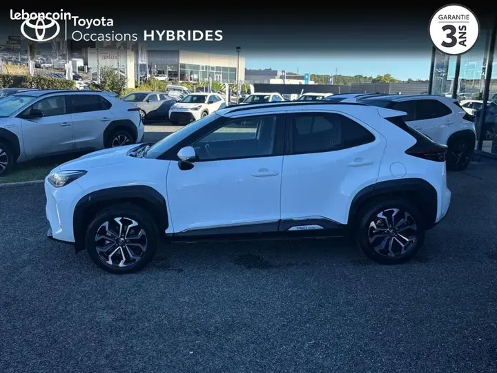Toyota Yaris Cross 2022 photo 3