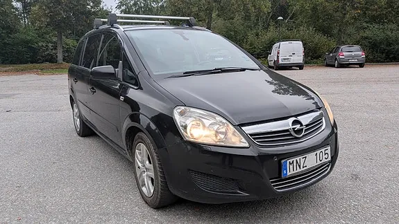 Opel Zafira 2009 photo 2