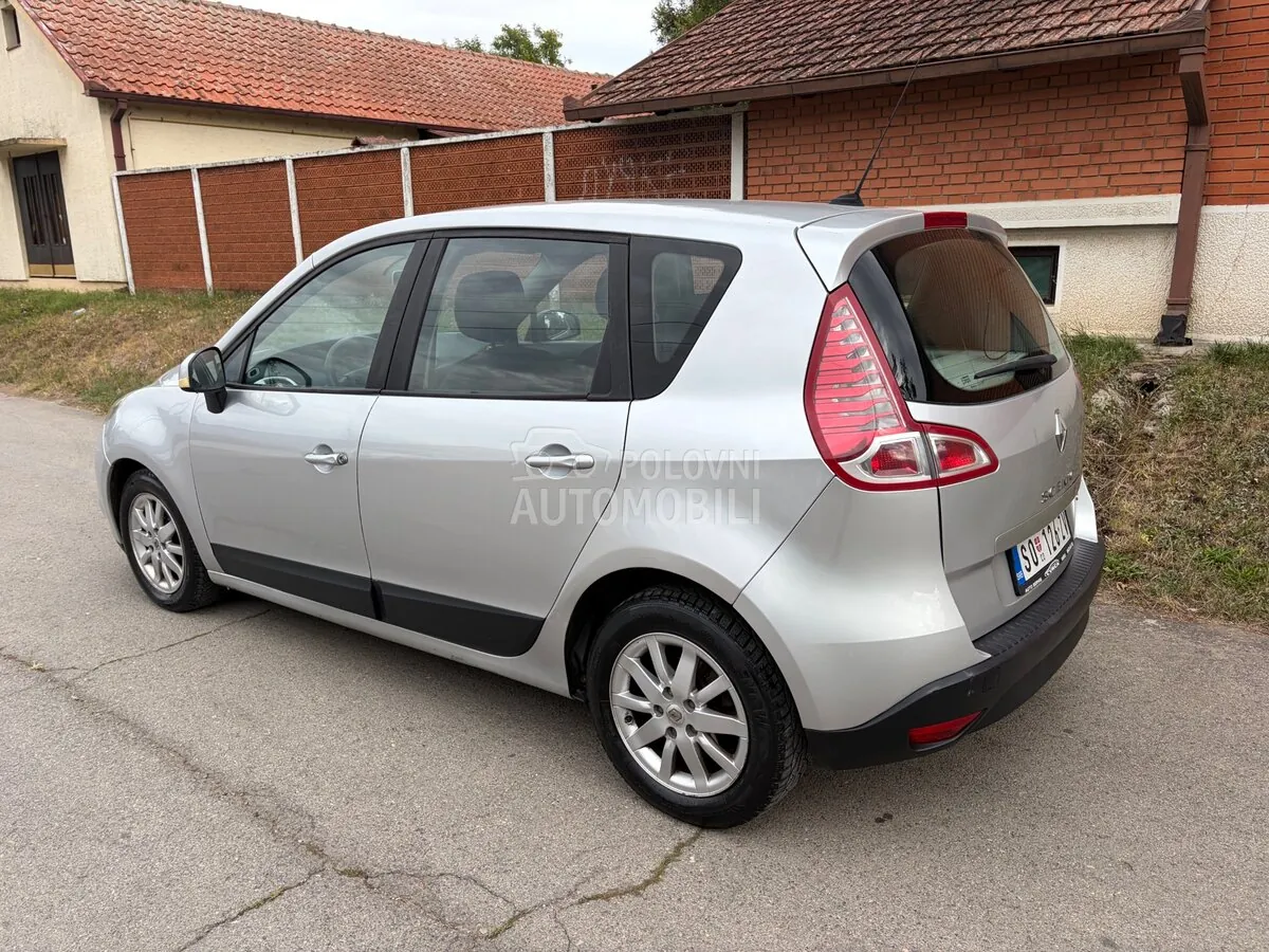 Renault Scenic 2009 photo 2