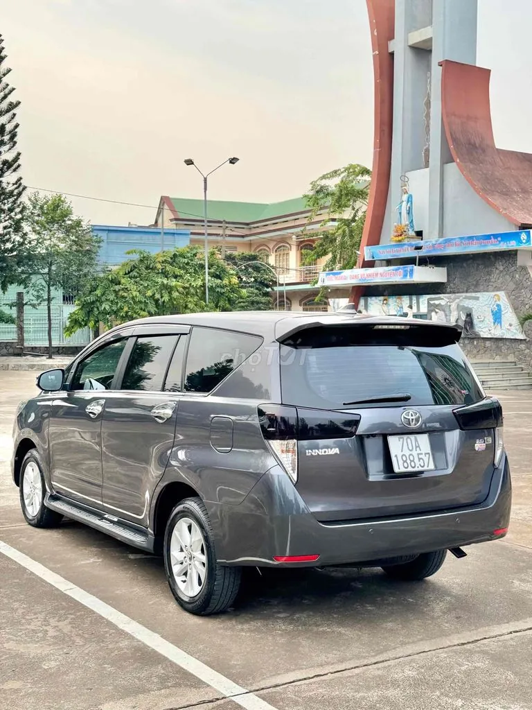 Toyota Innova 2019 photo 5