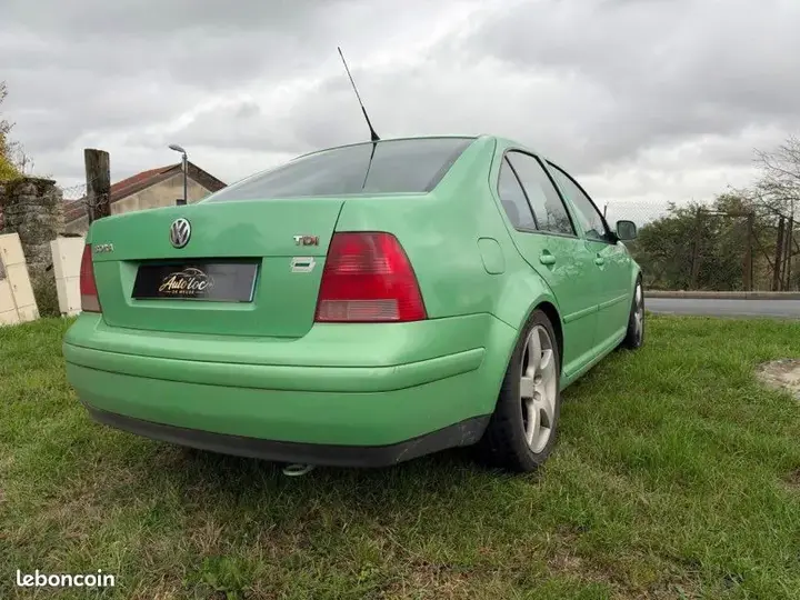 Volkswagen Bora 2003 photo 2