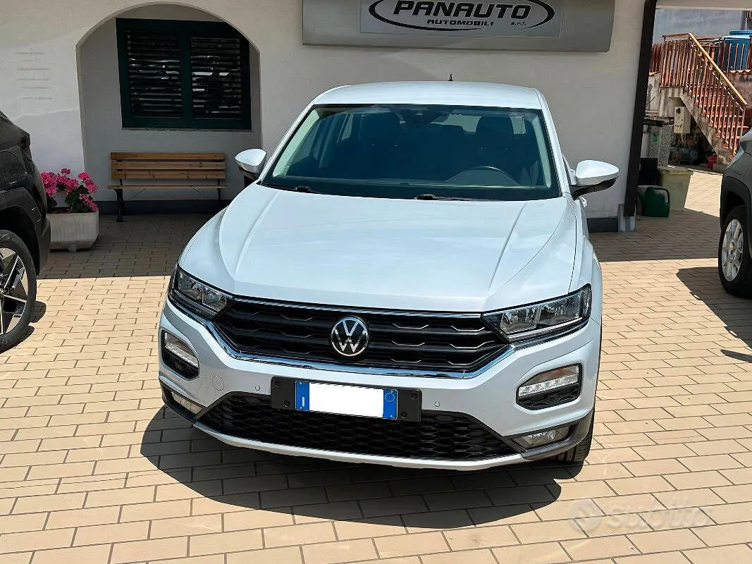 Volkswagen T-Roc 2021 photo 2