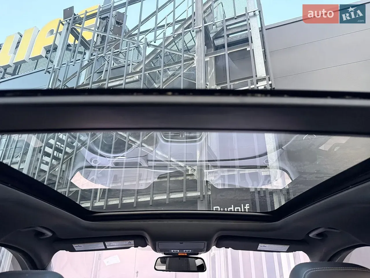 Jaguar F-Pace 2016 photo 3