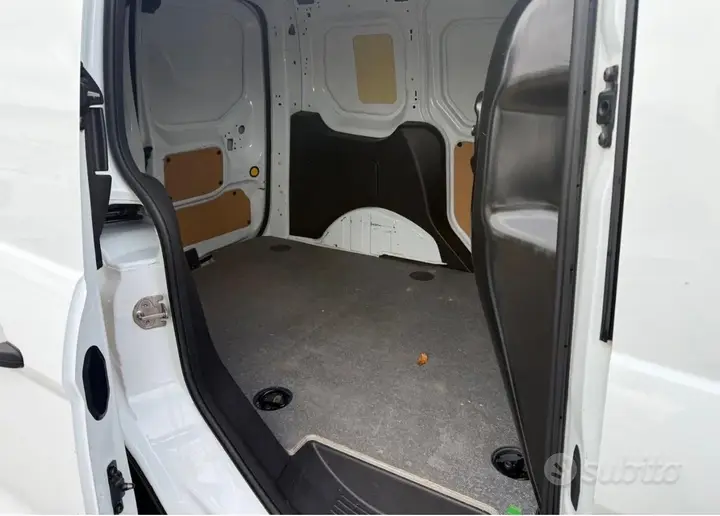 Ford Transit Connect 2017 photo 4