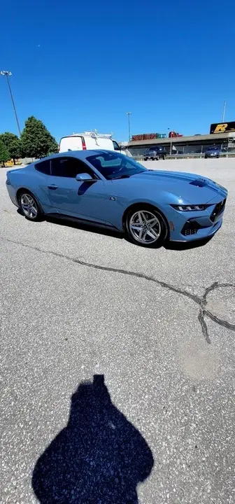 Ford Mustang 2024 photo 2