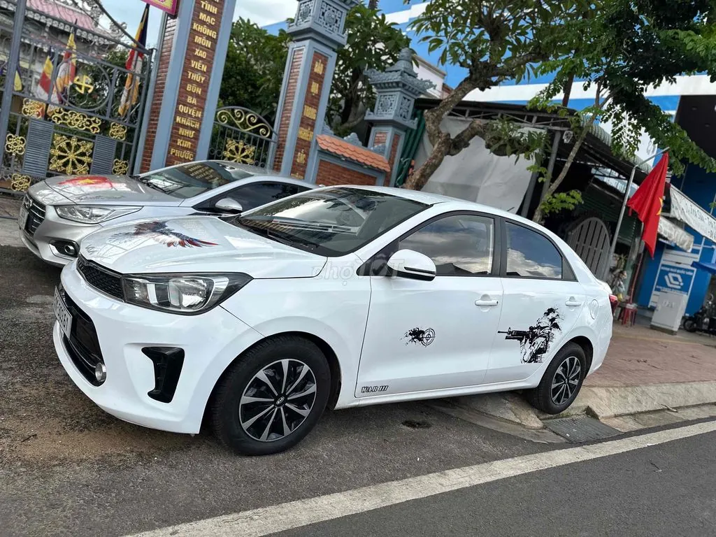 Kia Soluto 2022 photo 2