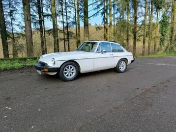 MG B Gt