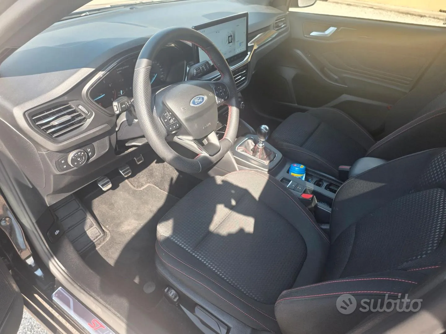 Ford Focus 2023 photo 3