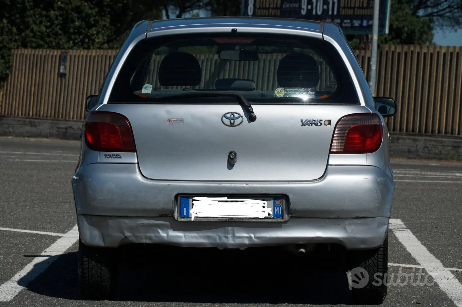 Toyota Yaris 2000 photo 4