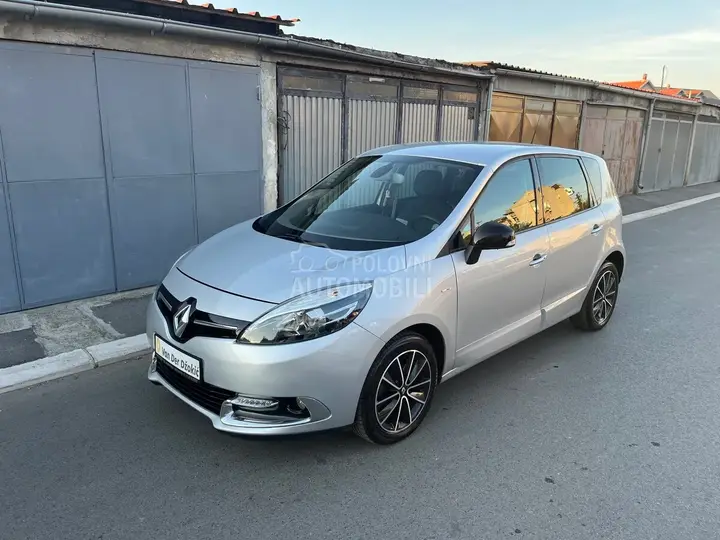 Renault Scenic 2013 photo 3