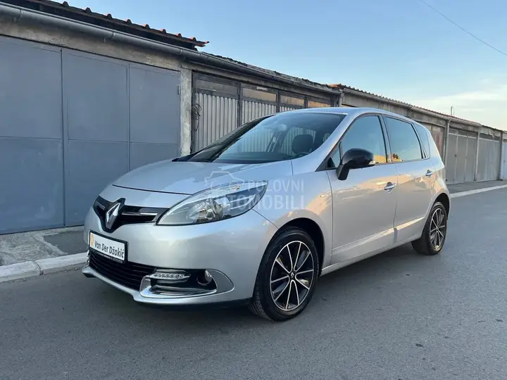 Renault Scenic 2013 photo 4