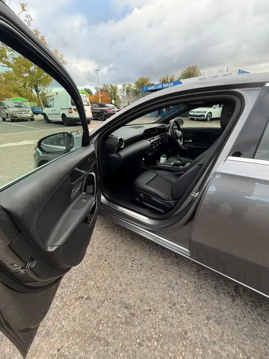 Mercedes-Benz A-Class 2020 photo 5