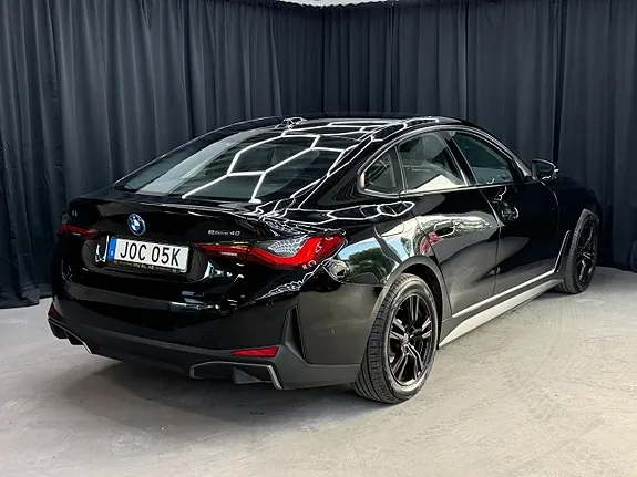 BMW I4 2023 photo 4