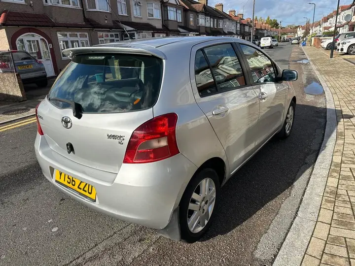 Toyota Yaris 2006 photo 5