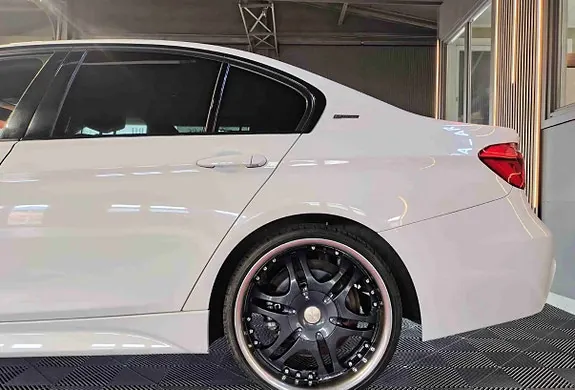 BMW 330E 2016 photo 4