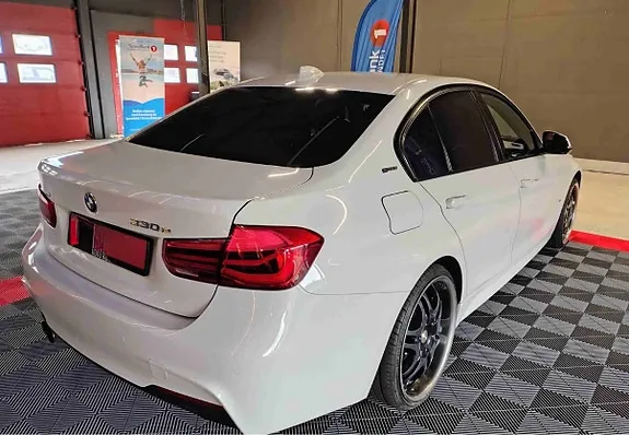 BMW 330E 2016 photo 3