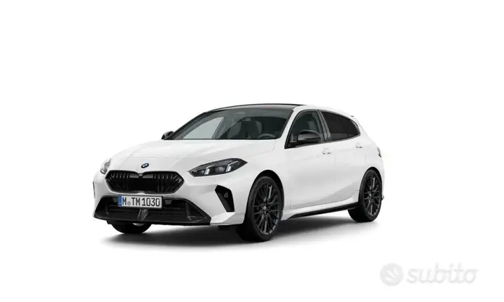 BMW 120D photo 2