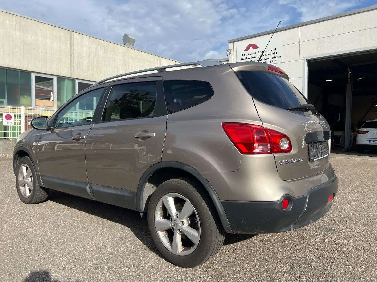 Nissan Qashqai 2009 photo 5