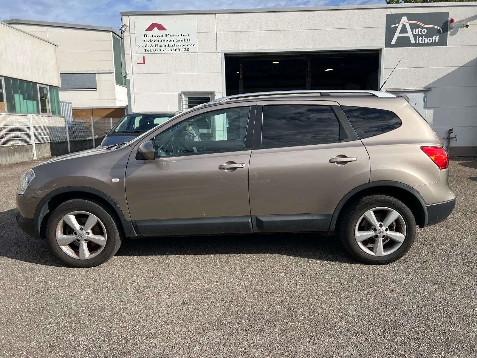 Nissan Qashqai 2009 photo 4