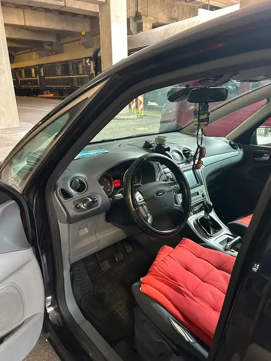 Ford S-Max