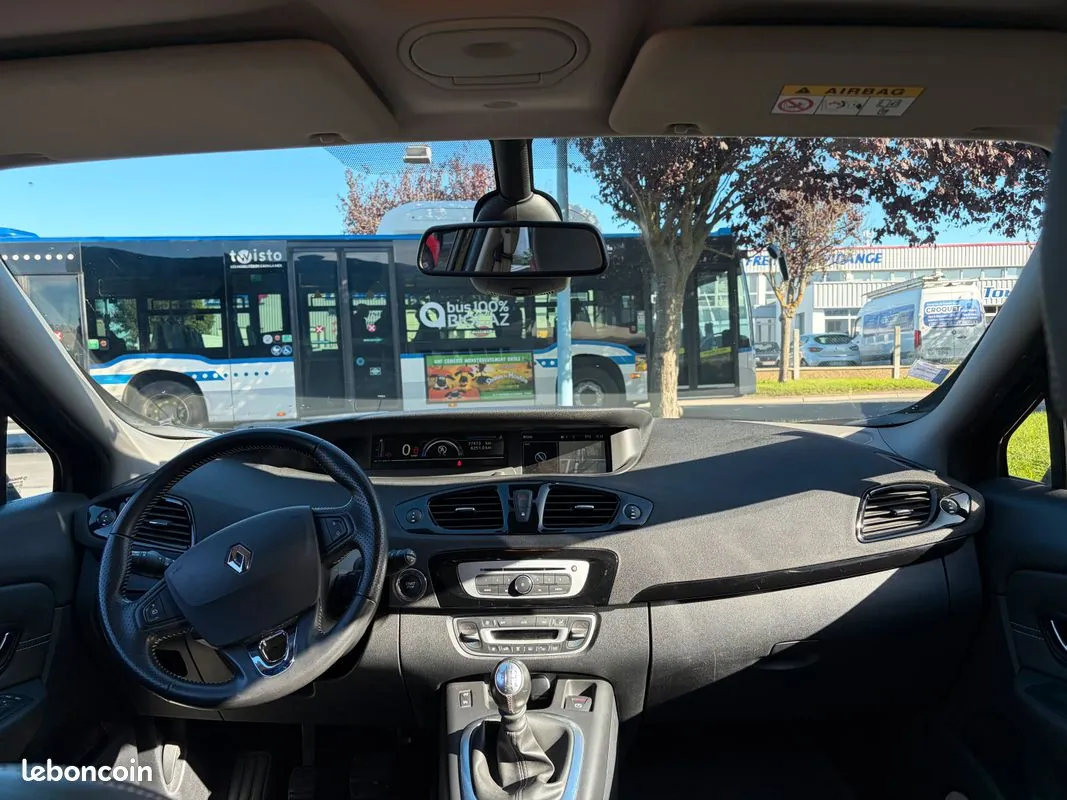 Renault Megane 2015 photo 5